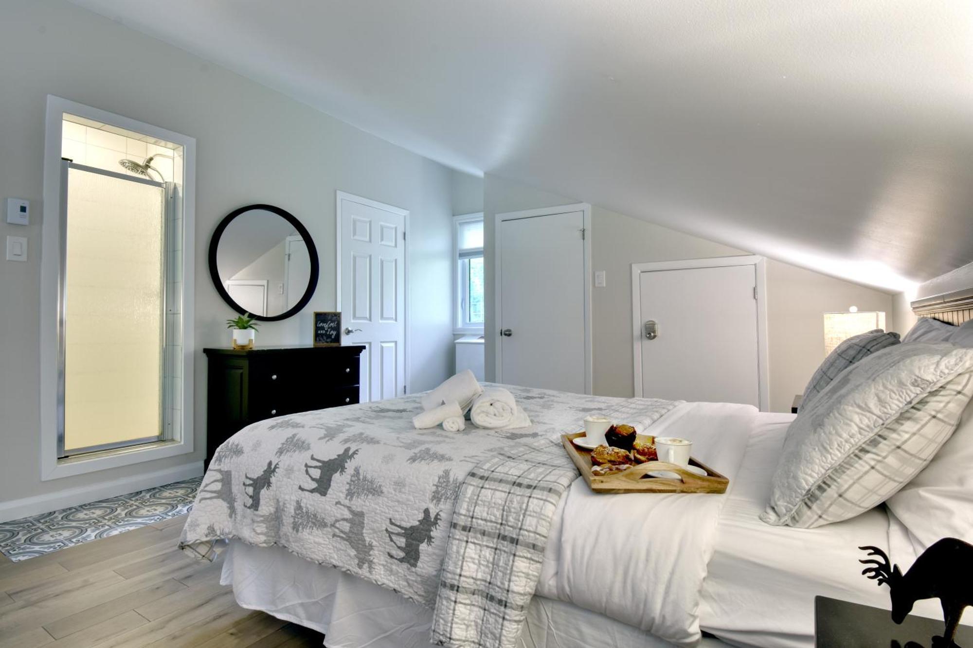 Stunning Condo - View On Lake Tremblant & Mountain Mont-Tremblant Exterior photo
